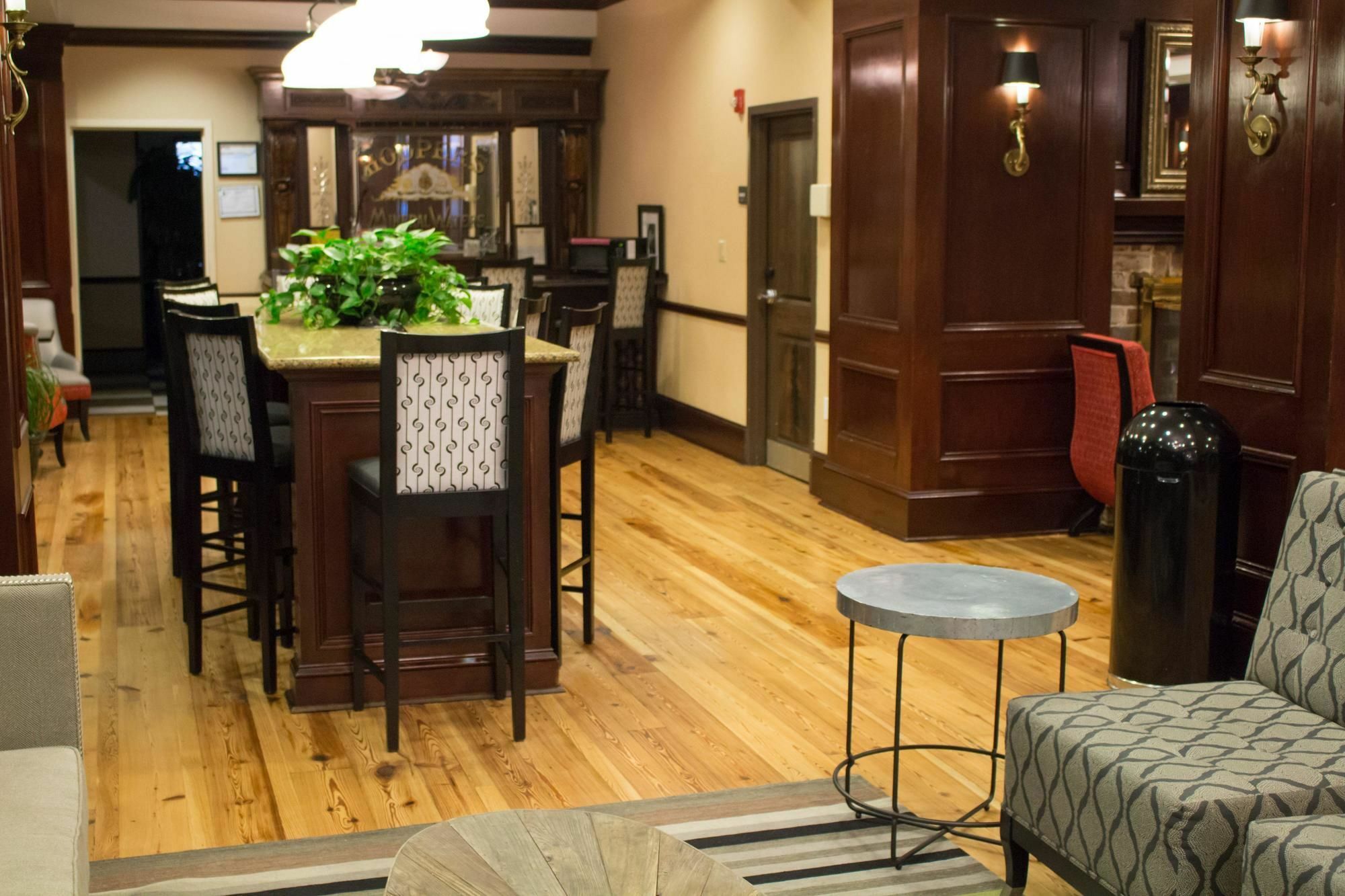 Hampton Inn Savannah Historic District Eksteriør bilde